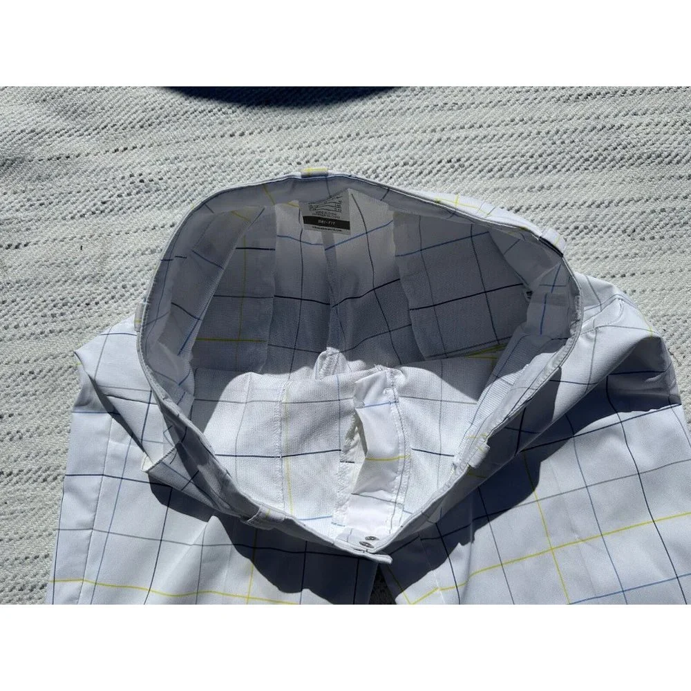 NIKE GOLF Shorts Medium White Blue Striped Chino Embroidered Swoosh Dri-Fit Mens - Picture 6 of 16